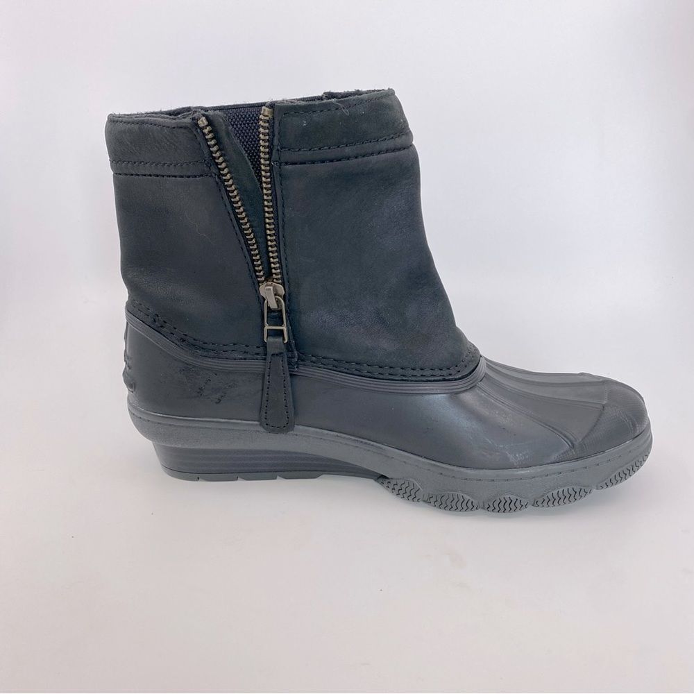 Sperry Saltwater Wedge Black Leather Quarter Duck Boots Color Black SZ 7 - Picture 7 of 12
